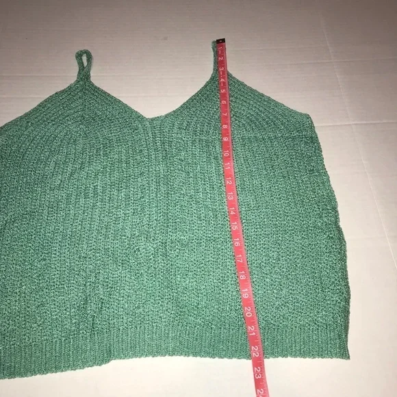V Neck Tank Top Sweater‎ NWOT - Picture 4 of 9